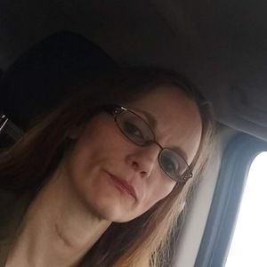 Meet your Posher, Carla